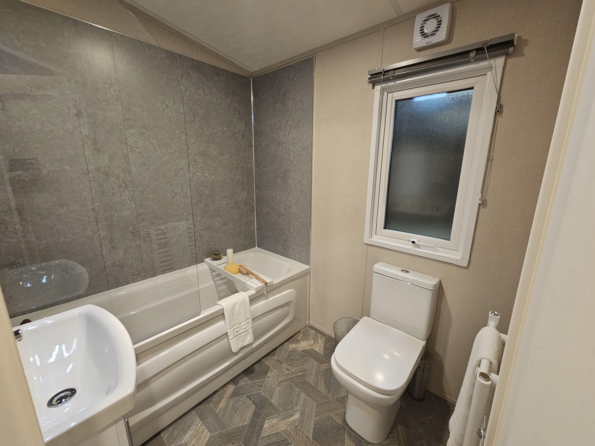 Brickyard lakes - lodges-for-sale