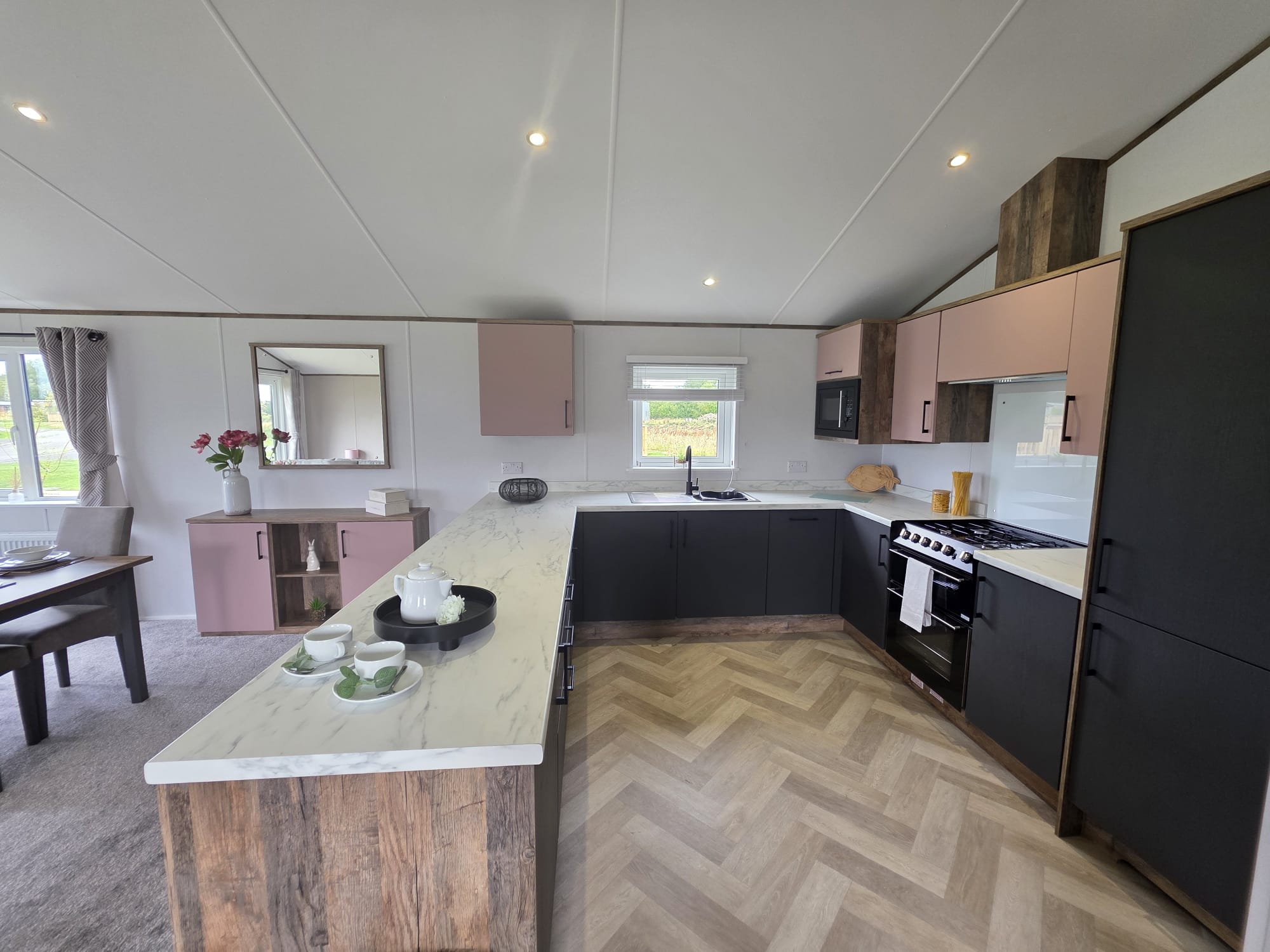 Brickyard lakes - lodges-for-sale
