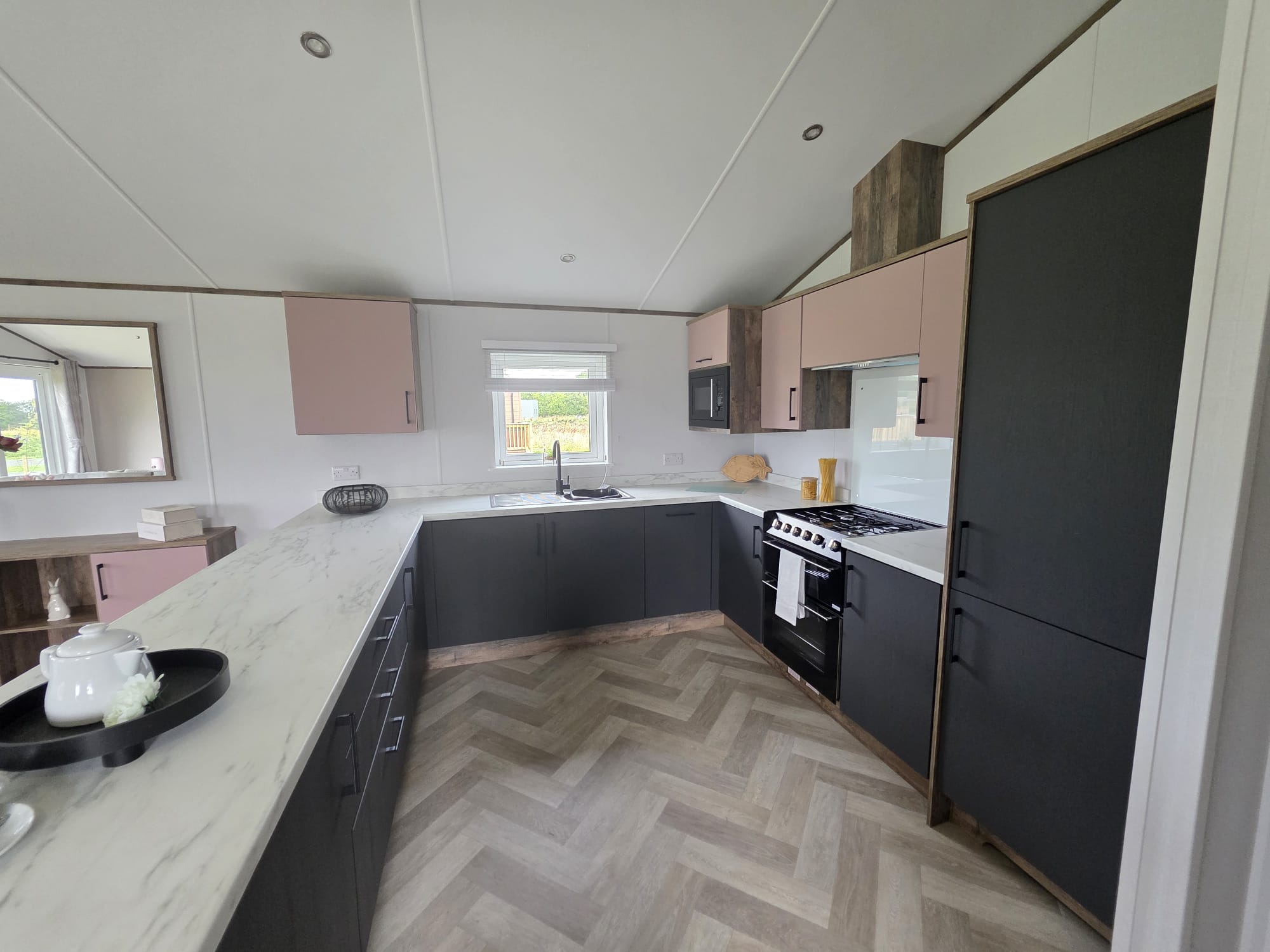 Brickyard lakes - lodges-for-sale