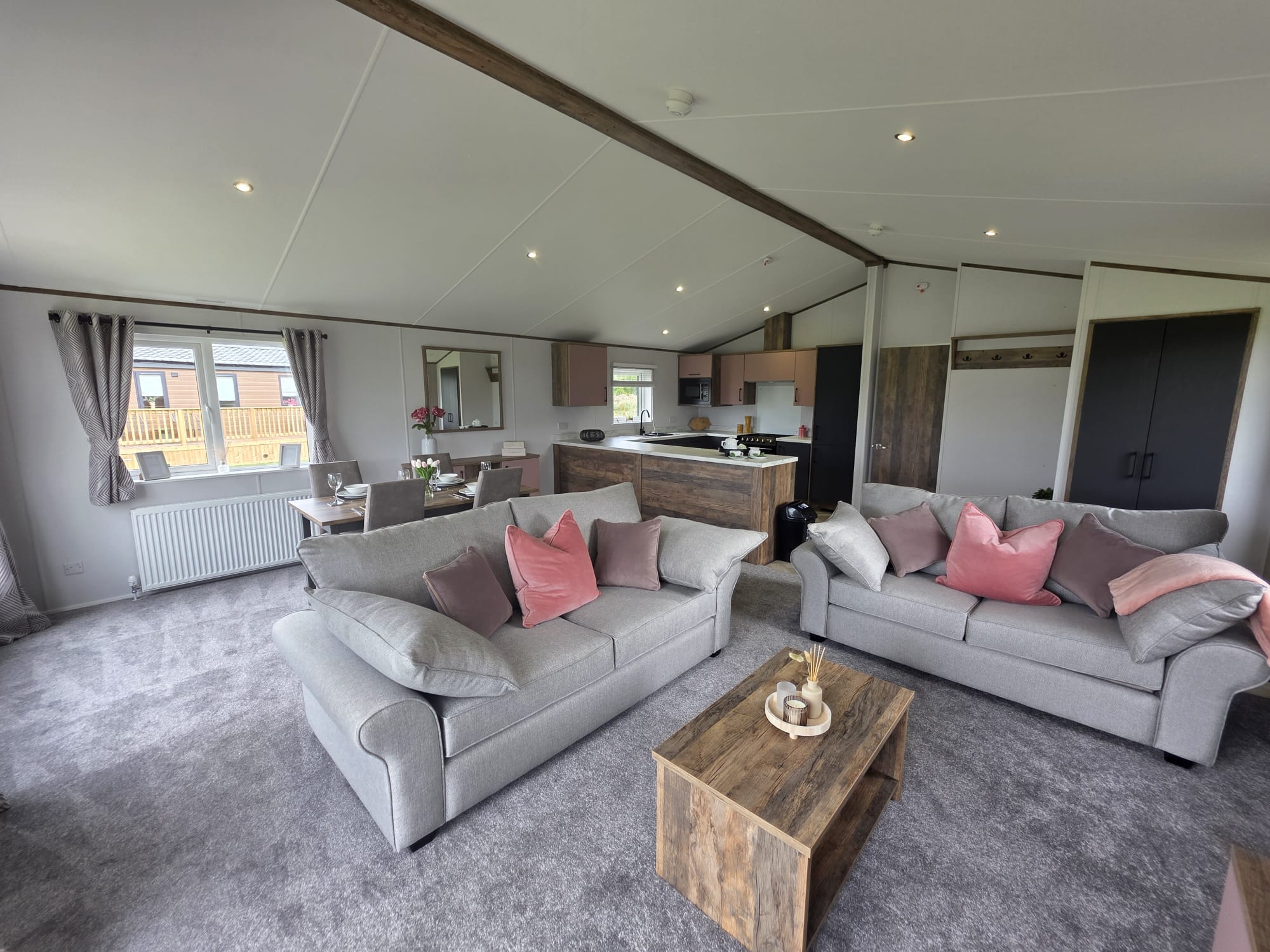 Brickyard lakes - lodges-for-sale