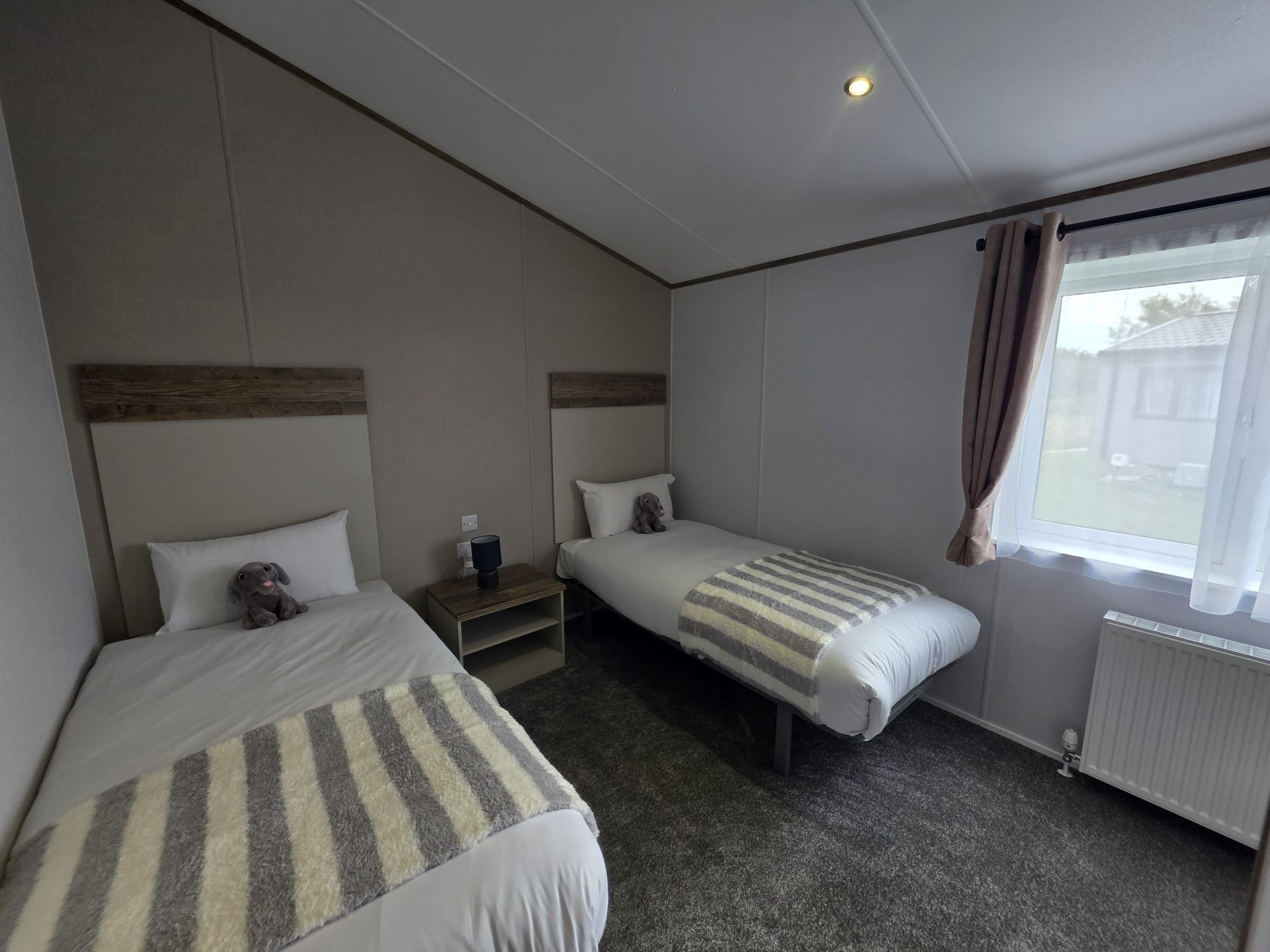 Brickyard lakes - lodges-for-sale