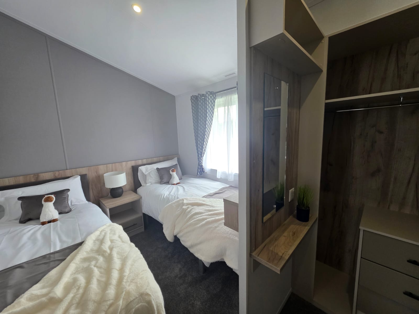 Brickyard lakes - lodges-for-sale