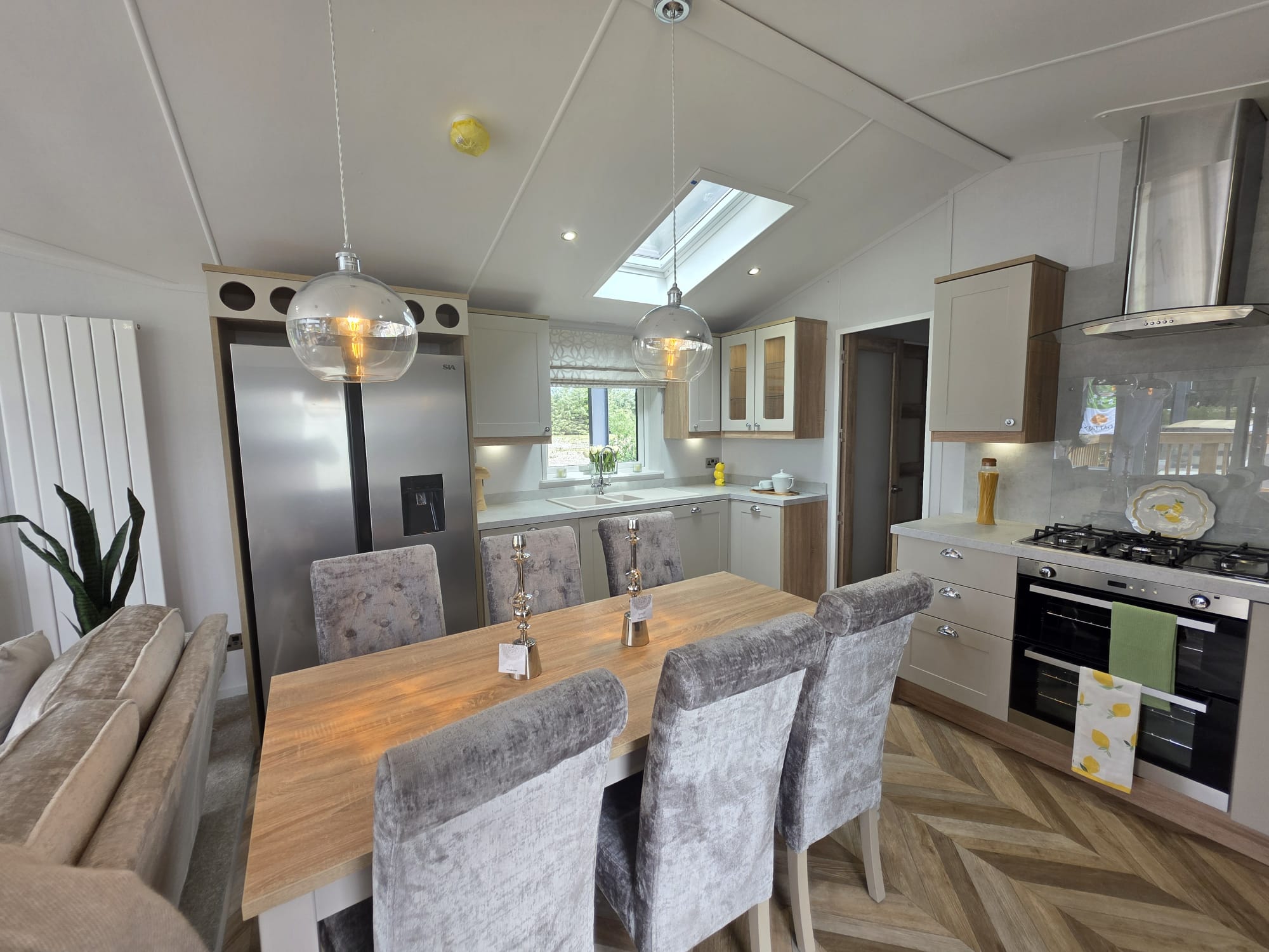 Brickyard lakes - lodges-for-sale