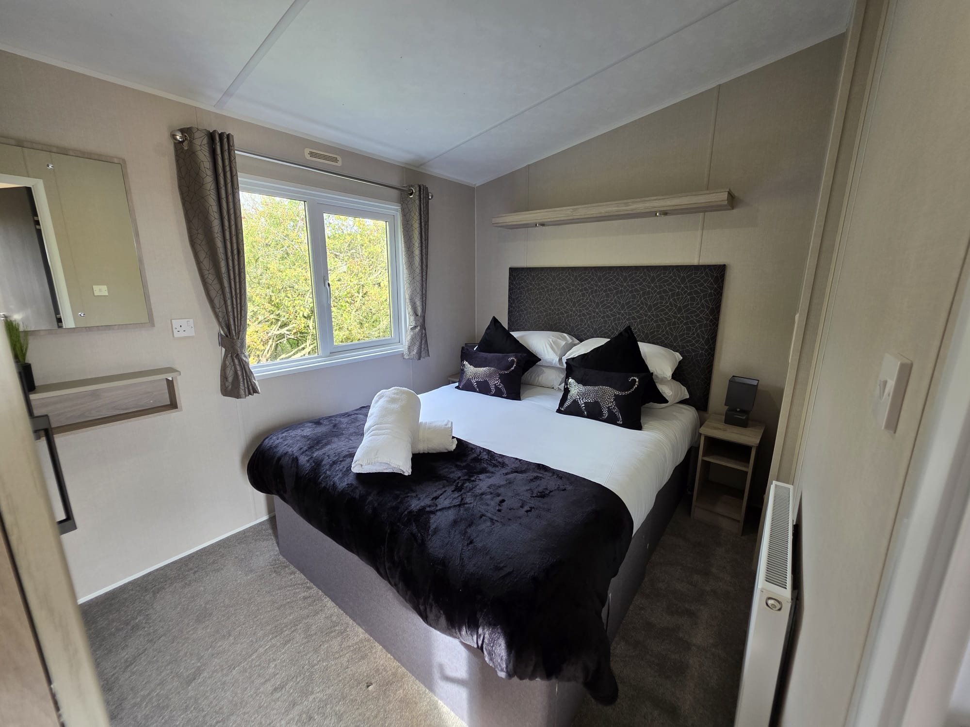 Brickyard lakes - lodges-for-sale